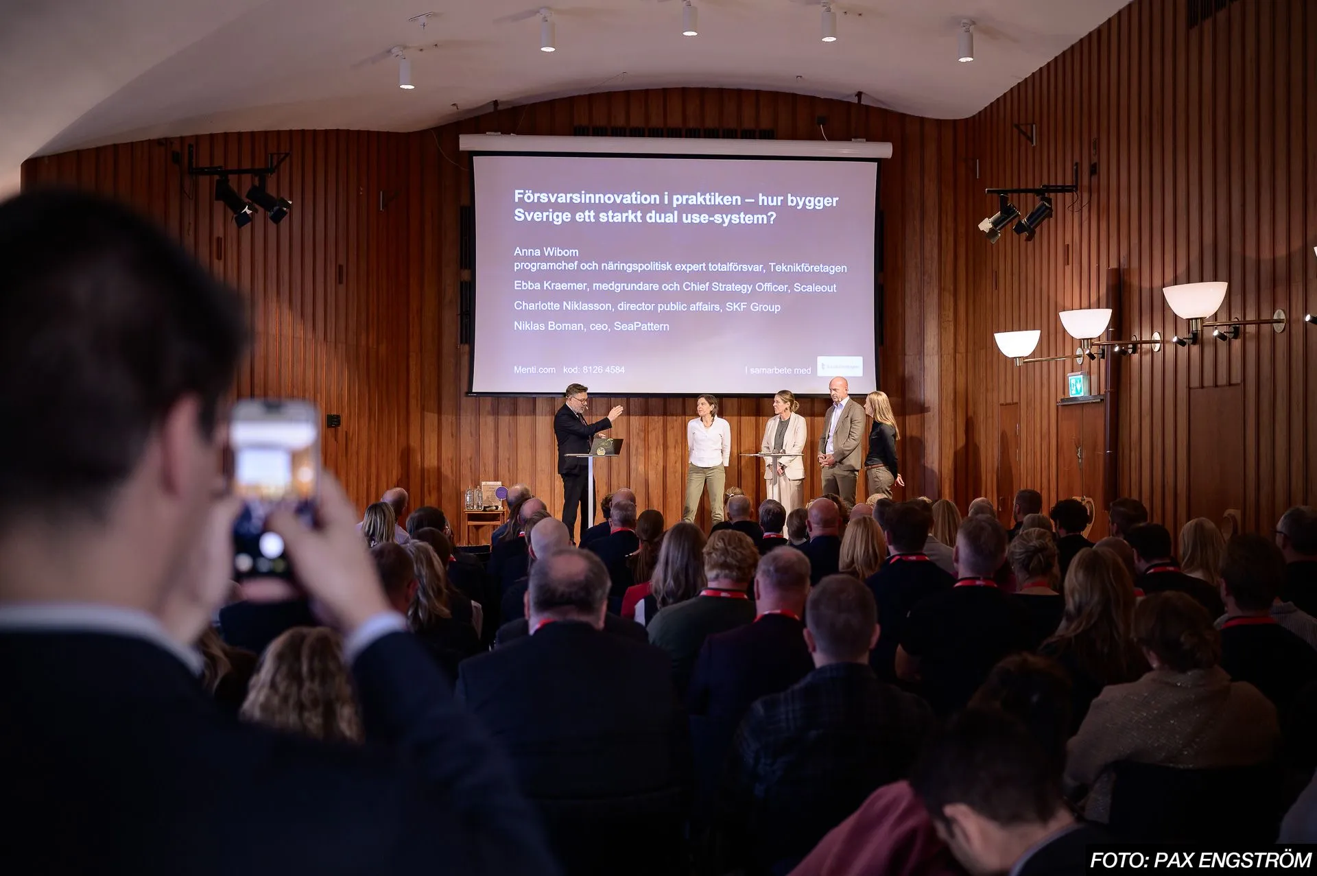 Niklas Boman deltar i ett panelsamtal vid Säkerhet & Beredskap 2026.